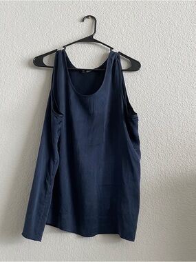 Quince Silk Navy Sleeveless Scoop Neck Tank